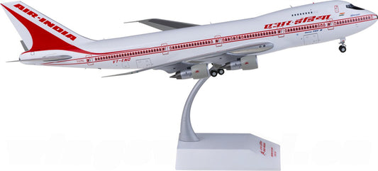 JC Wings Air India Boeing 747-200 VT-ENQ 1:200 Diecast Model view 1