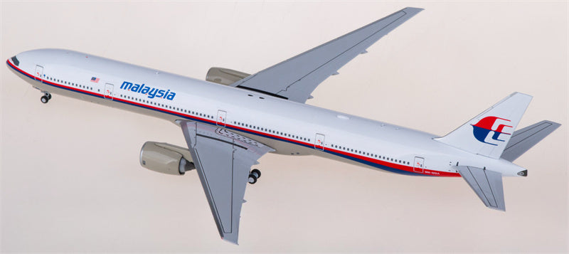 NG Models Malaysia Airlines Boeing 777-300 9M-MSA 1:400 Diecast Model view 2