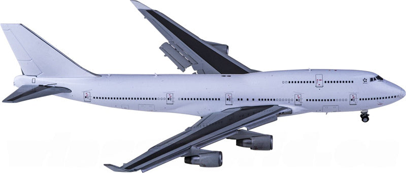 JC Wings Boeing 747-400 PW Engine Blank Flaps Down 1:400 Diecast Model view 2