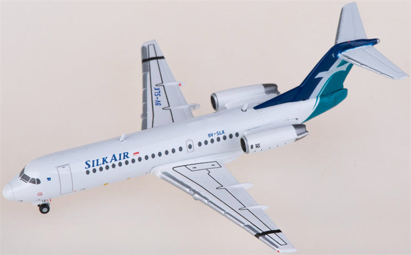 JC Wings SilkAir for Fokker 70 9V-SLK 1:400 Airplane Pre-built  Airliner Model Display