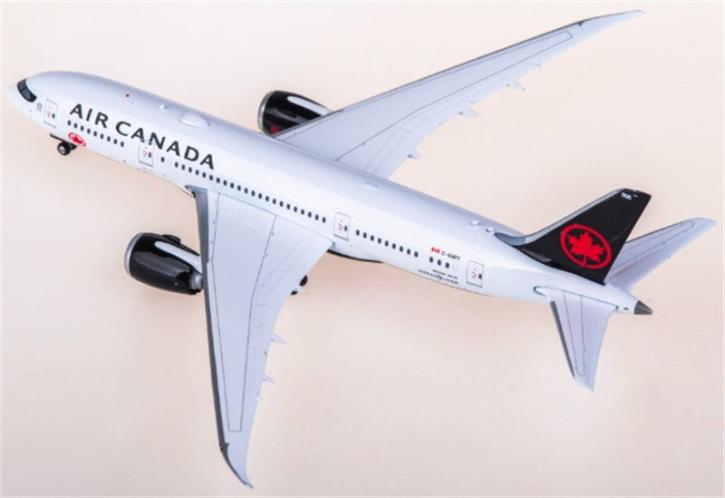 Phoenix 1:400 Air Canada Boeing 787 C-GHPY Diecast Model view 3