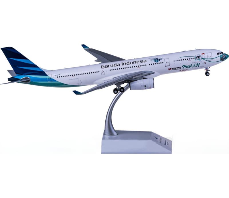 JC Wings Garuda Indonesia Airbus A330-300 PK-GHC 1:200 Aircraft Pre-built  Airliner Model Display