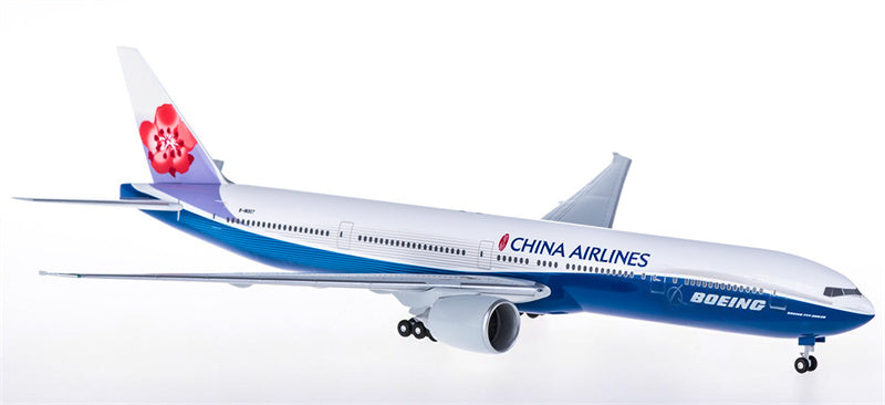 Hogan China Airlines Boeing 777-300ER B-18007 1:200 ABS Model view 2
