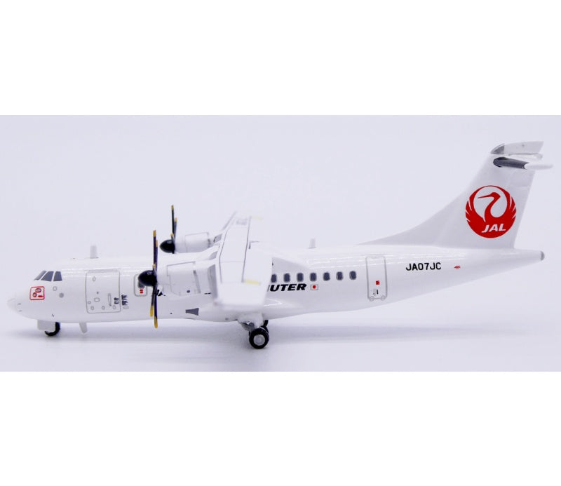 JC Wings 1:400 Japan Air Commuter ATR-42-600 JA07JC  DIECAST Model