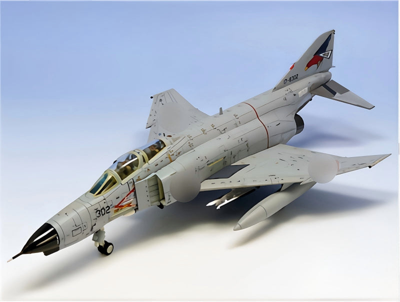 XPLUS JASDF 7th AW 302nd TFS F-4EJ Kai  1:72 Model   White-tailed Eagle 17-8302