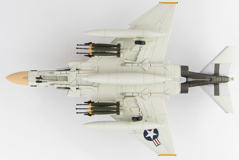 HOBBY MASTER USN F-4J VF-84 1:72 Model 1972 USS Franklin D. Roosevelt Jolly Rogers 155854