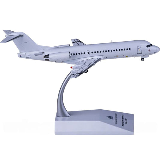 JC Wings Fokker 70 Blank 1:200 Aircraft Pre-built  Airliner Model Display
