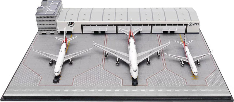 JC Wings SF Airlines Warehouse and Office Building Set Boeing 757-200 767-300 747-400 1:400 Diecast Model view 1