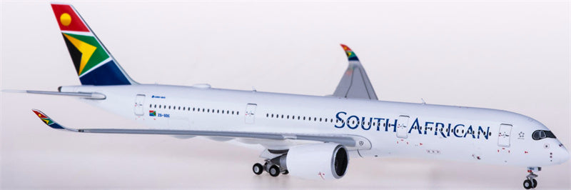 Geminijets South African Airways Airbus A350-900 ZS-SDC 1:400 Diecast Model view 2