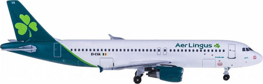 Phoenix 1:400 Thai Airways Airbus A340-600 HS-TNB Diecast Model view 1
