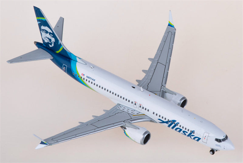 Geminijets Alaska Airlines Boeing 737 MAX 8 N801AK 1:400 diecast plane Diecast Model view 4