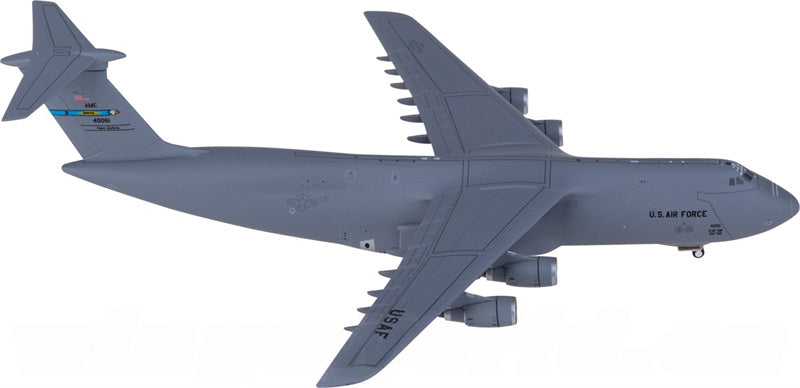 Geminijets USAF Lockheed C-5M Super Galaxy 84-0061 1:400 Diecast Model view 1