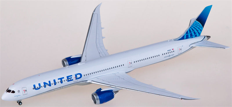 Geminijets United Airlines Boeing 787-10 N13014 1:400 Diecast Model view 1