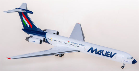 Herpa Malev Ilyushin IL-62M HA-LIA 1:200 diecast plane Diecast Model view 1