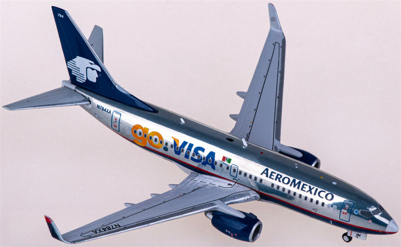 JC Wings Aeromexico Boeing 737-700 N784XA 1:400 Diecast Model view 2
