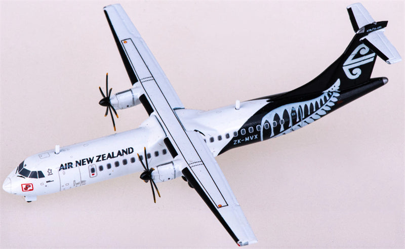 JC Wings Air New Zealand ATR-72-600 ZK-MVX 1:400 Diecast Model view 1