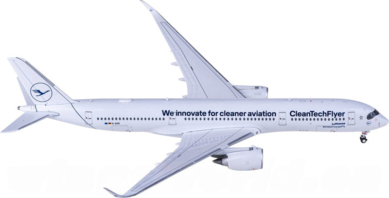 JC Wings Lufthansa Airbus A350-900XWB D-AIVD Clean Tech Flyer 1:400 Diecast Model view 1