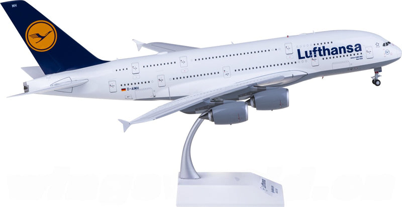 JC Wings Lufthansa Airbus A380 D-AIMH 1:200 diecast plane Diecast Model view 2