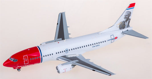 JC Wings Norwegian Air Shuttle Boeing 737-300 LN-KKQ 1:200 Diecast Model view 1