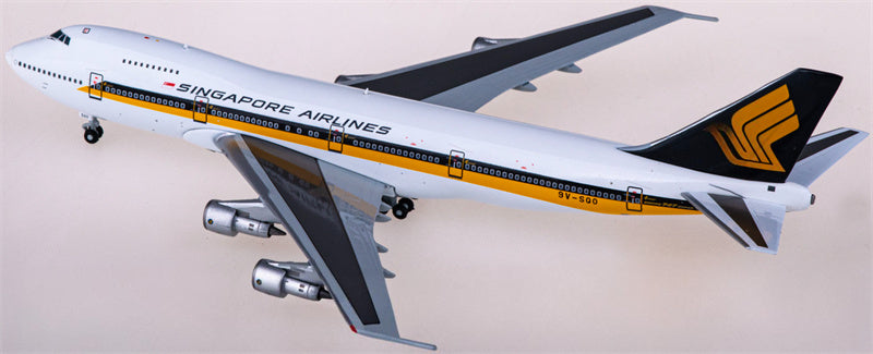 JC Wings Singapore Airlines Boeing 747-200 9V-SQO 1:400 Diecast Model view 3