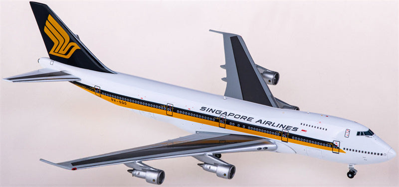 JC Wings Singapore Airlines Boeing 747-200 9V-SQO 1:400 Diecast Model view 1