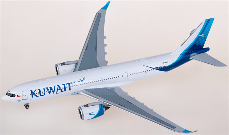 NG Models Kuwait Airways Airbus A330-800neo 9K-APH 1:400 diecast plane Diecast Model view 3