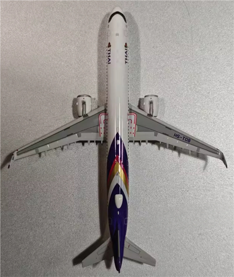 Phoenix Thai Airways Airbus A321neo HS-TOB 1:400 diecast plane Diecast Model view 2