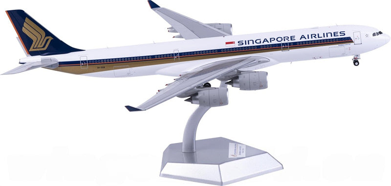 SQ Wings 1:200 Singapore Airlines Airbus A340-500 9V-SGB Diecast Model view 3