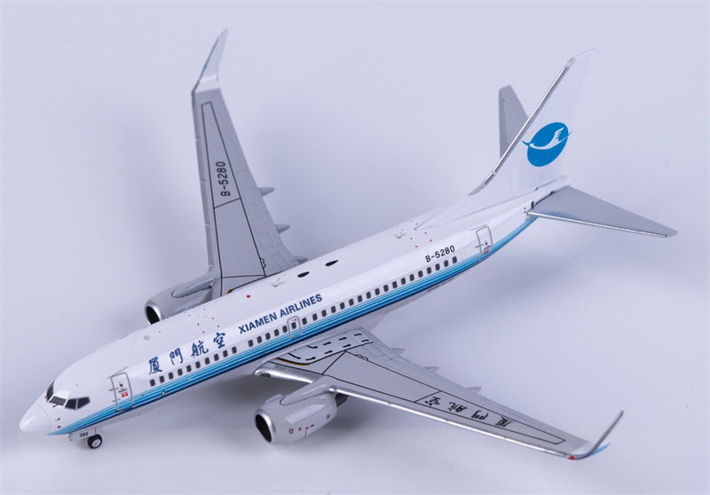NG Models 1:400 Xiamen Airlines Boeing 737-700 B-5280 Diecast Model view 3