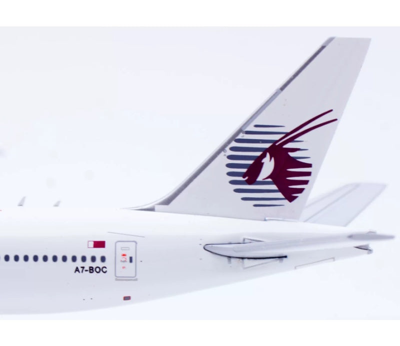 JC Wings 1:400 Qatar Airways B777-300ER A7-BOC Flaps down DIECAST Model
