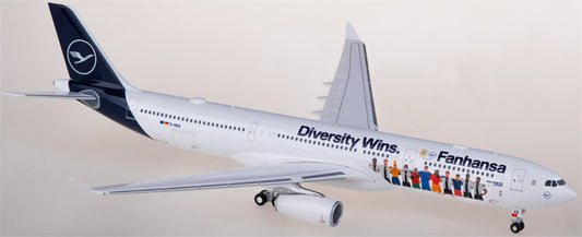 Herpa Lufthansa for Airbus A330-300 D-AIKQ 1:200 Aircraft Pre-built  Airliner Model Display