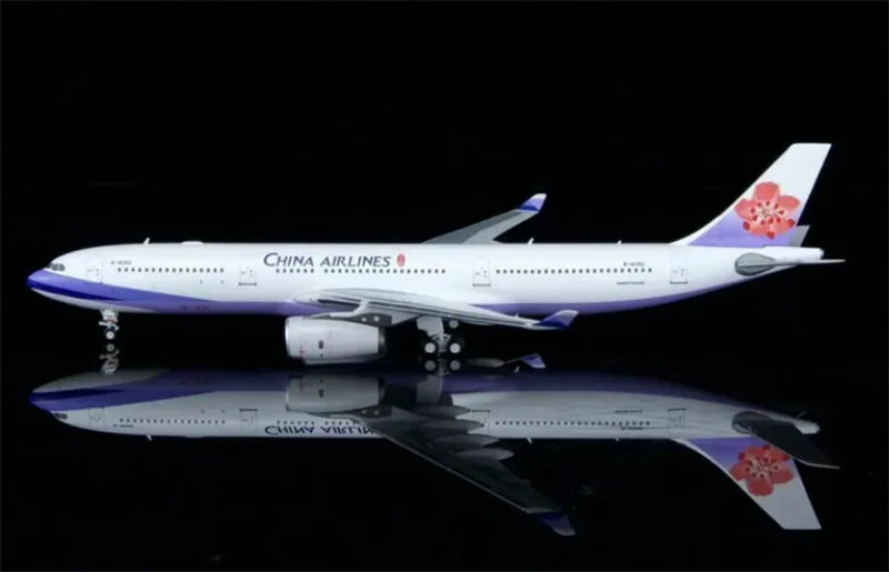 Kylin Model 1:400 China Airlines Airbus A330-300 B-18392  DIECAST Model