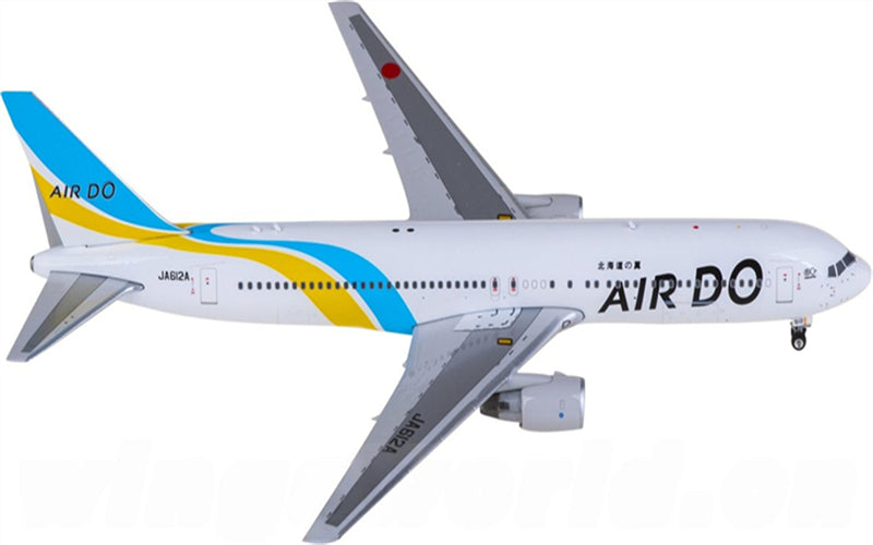 Phoenix Air Do for Boeing 767-300ER JA612A 1:400 Airplane Pre-built  Airliner Model Display