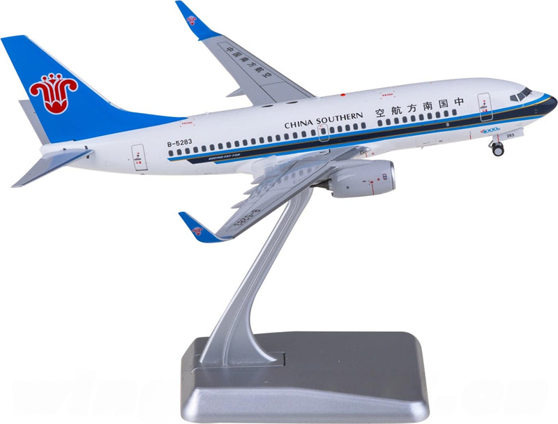 FLOZ China Southern Boeing 737-700 B-5283 1:200 Diecast Model view 3