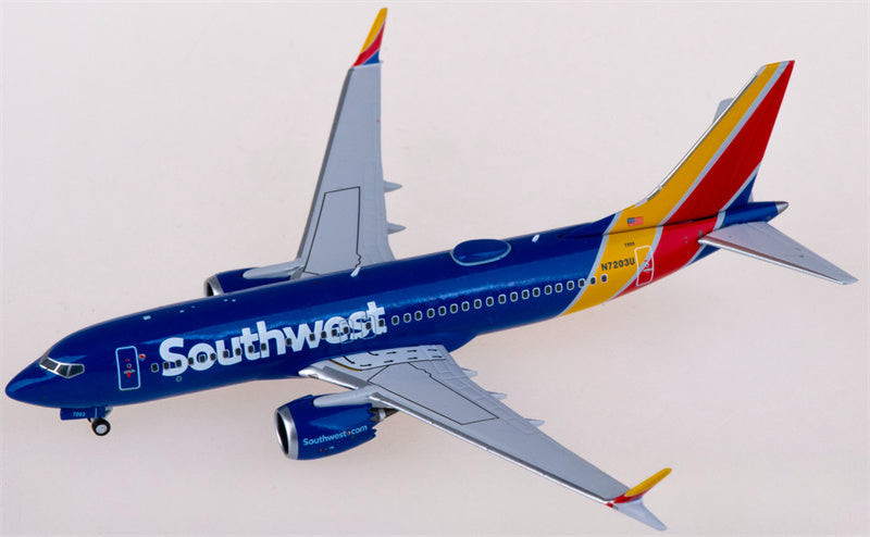NG Models Southwest Airlines Boeing 737 MAX 7 N7203U 1:400 Diecast Model view 3