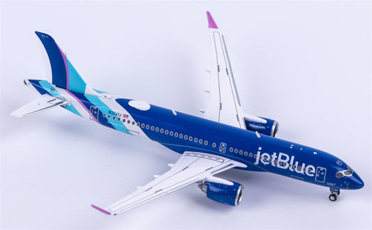 Geminijets JetBlue Airbus A220-300 N3241J 1:400 Diecast Model view 1