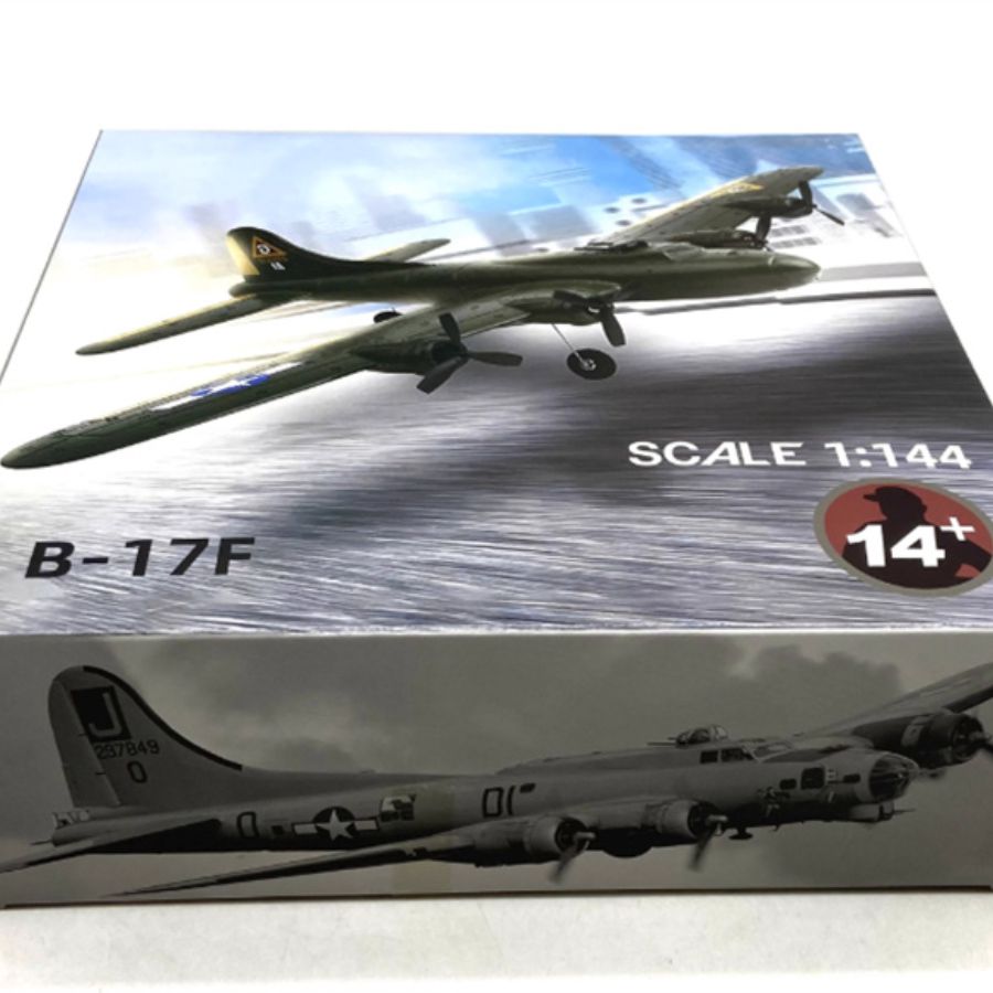 FLOZ American Flying Fortress B-17 Bomber 1:144 Aircraft Pre-built Model