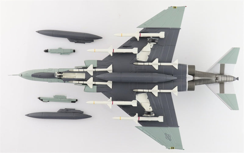 HOBBY MASTER McDonnell Douglas F4G Phantom Wild Weasels 69-7253 561 TFS/35 TFW George AFB 1991 1:72 Aircraft Pre-built Model