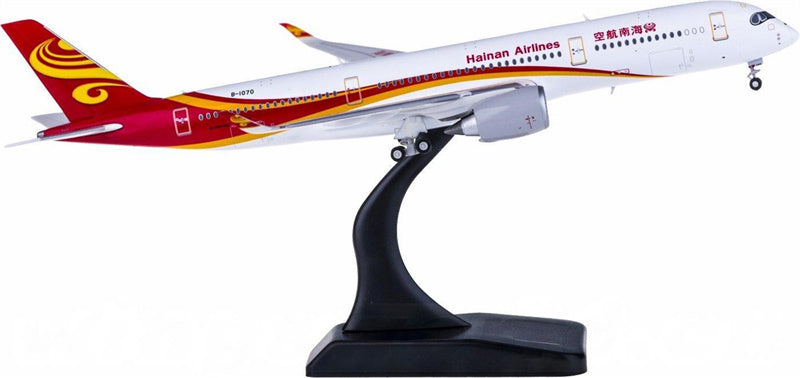 JC Wings Hainan Airlines Airbus A350-900XWB B-1070 1:400 Airplan Diecast Model view 2