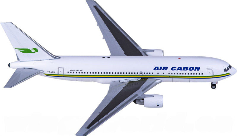 AeroClassics Air Gabon Boeing 767-200 TR-LFH 1:400 Diecast Model view 2