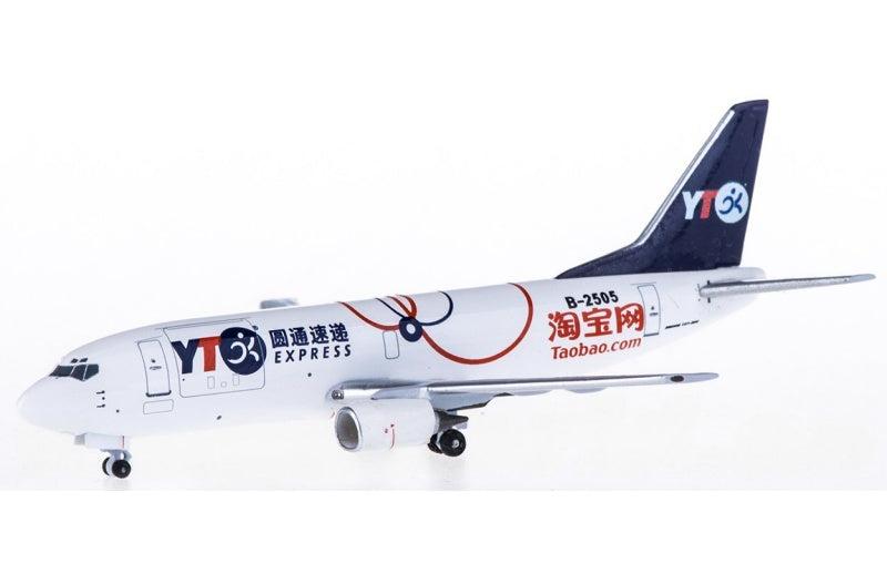 AeroClassics YTO Airlines Boeing 737-300 B-2505 1:400 Aircraft Pre-built  Airliner Model Display