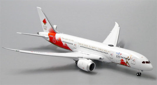 JC Wings 1:400 Japan Airlines Boeing 787-8 JA837J Flaps down DIECAST Model