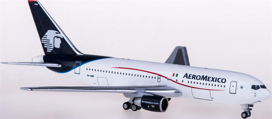 AeroClassics Aeromexico Boeing 767-200 XA-AMX 1:400 Diecast Model view 1