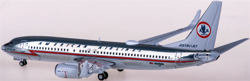 Geminijets American Airlines Boeing 737-800 N905NN Astrojet 1:400 Diecast Model view 3