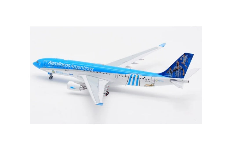 B-Models 1:200 Aerolineas Argentinas A330-200 LV-FVH  DIECAST Model