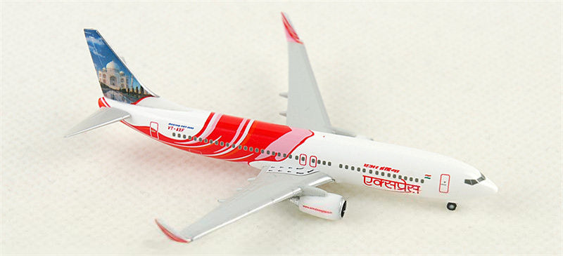 Hogan Air India Express Boeing 737-800 VT-AXF Limited Edition 1:500 ABS Model view 2