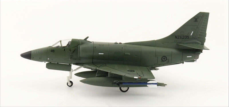 HOBBY MASTER RNZAF A-4K 75th SQN 1:72 Model 1970s Practical camouflage NZ6205