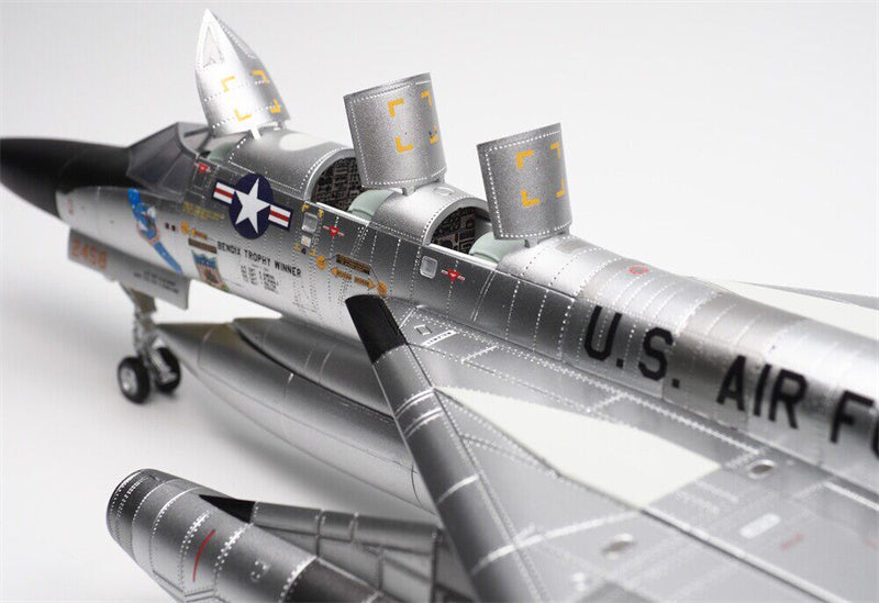 Calibre Wings US Air Force B-58A 43rd BW 65th BS 1:72 Model    59-2458