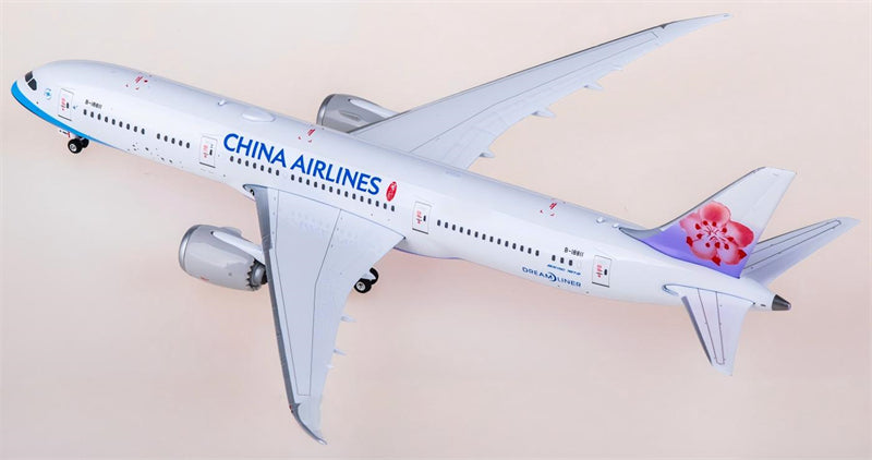 Phoenix China Airlines Boeing 787-9 B-18811 1:400 Diecast Model view 1