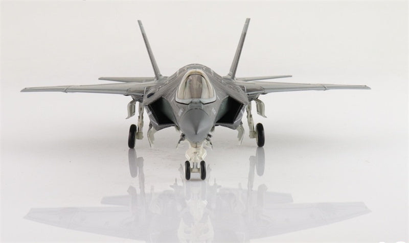 HOBBY MASTER F35C Lightning II JSF Black Chrome XE-105/168842 US Navy August 2022 1:72 Aircraft Pre-built Model